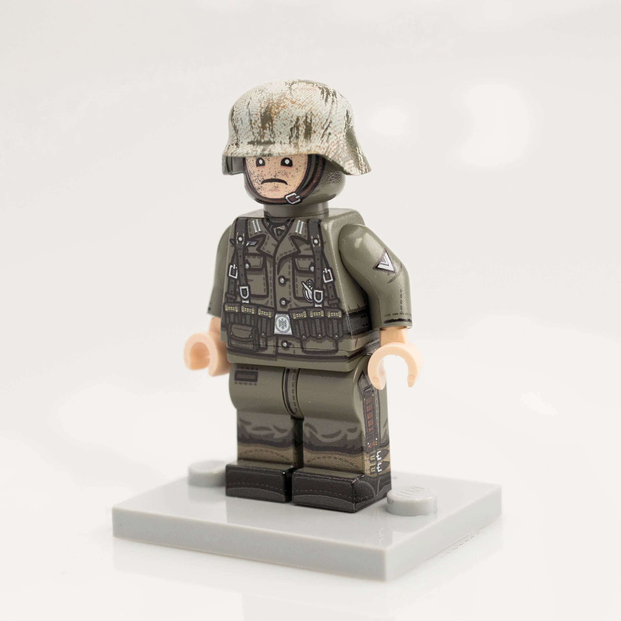 Old Grey German Minifigure #12
