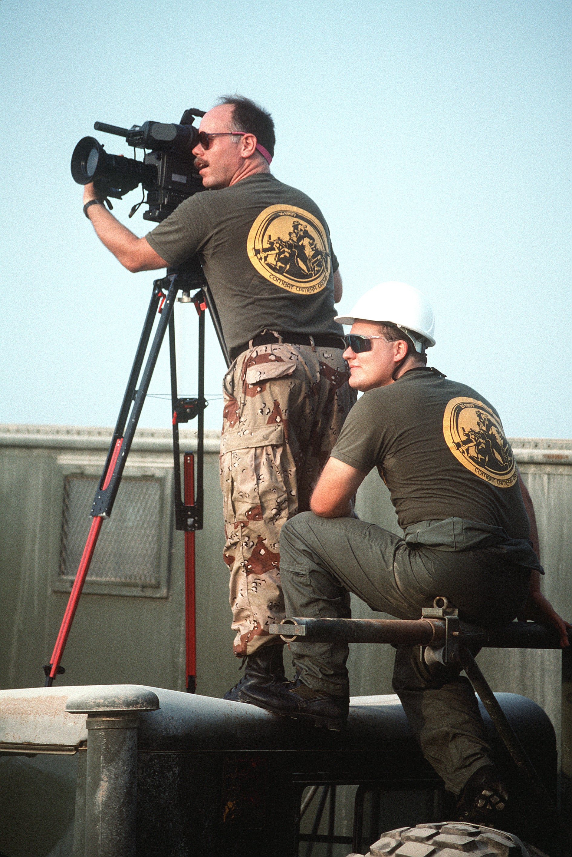 U.S. Navy Combat Camera Duo - Gulf War - Image 4